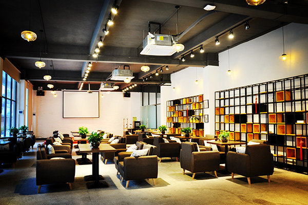 當資本拋棄共享辦公，品牌們是在等死還是在自救？