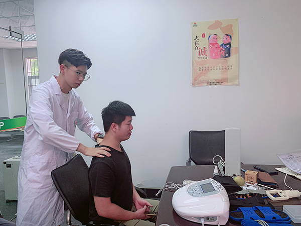 【免費(fèi)義診】東科集團(tuán)攜手中醫(yī)研究院促進(jìn)會(huì)義診活動(dòng)ing